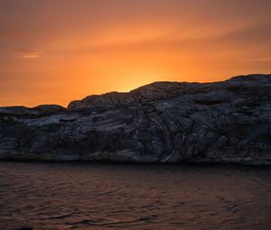 Preview wallpaper rocks, sea, glare, stones, sunset
