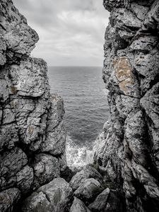 Preview wallpaper rocks, sea, gorge, nature