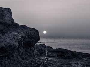 Preview wallpaper rocks, sea, moon, bw