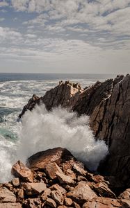 Preview wallpaper rocks, sea, splashes, waves