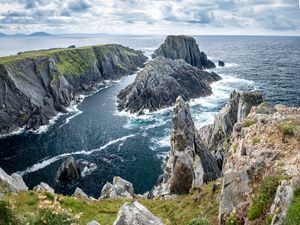 Preview wallpaper rocks, sea, stones, foam, waves, landscape