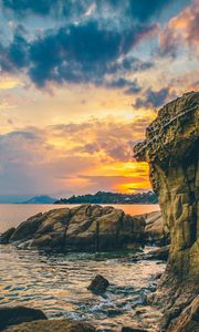 Preview wallpaper rocks, sea, stones, sunset