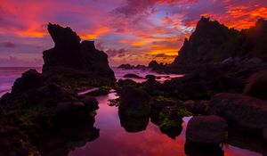 Preview wallpaper rocks, sea, sunset