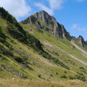 Preview wallpaper rocks, slope, grass, landscape