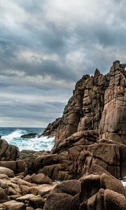 Preview wallpaper rocks, stones, sea, spray, water