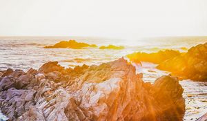 Preview wallpaper rocks, water, sea, sun