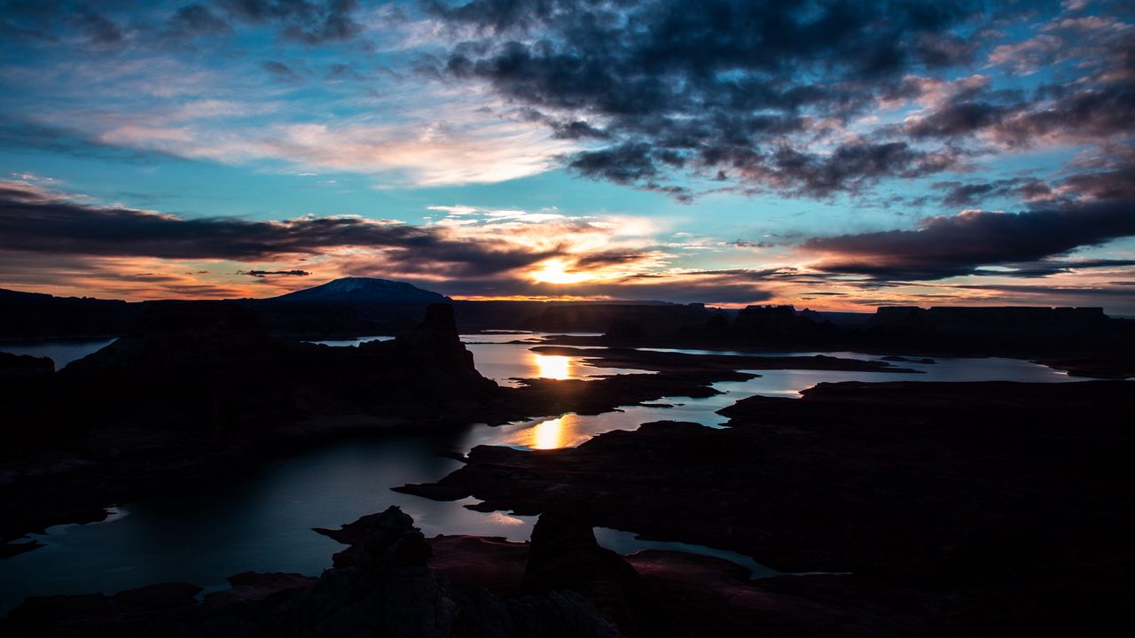 Wallpaper rocks, water, sunset, clouds, sun rays, reflection, outlines, flooded