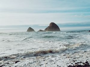 Preview wallpaper rocks, waves, beach, storm