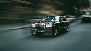 Preview wallpaper rolls-royce, car, black, street, speed, blur