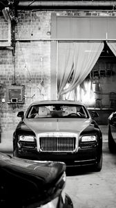 Preview wallpaper rolls-royce, car, black, black and white