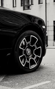 Preview wallpaper rolls-royce, car, black, wheel, black and white