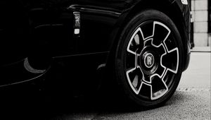 Preview wallpaper rolls-royce, car, black, wheel, black and white