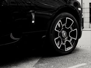 Preview wallpaper rolls-royce, car, black, wheel, black and white