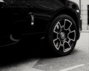 Preview wallpaper rolls-royce, car, black, wheel, black and white