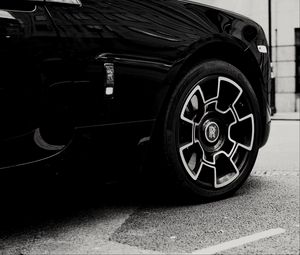 Preview wallpaper rolls-royce, car, black, wheel, black and white