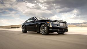 Preview wallpaper rolls-royce, wraith, movement, side view