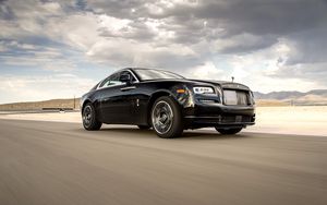 Preview wallpaper rolls-royce, wraith, movement, side view