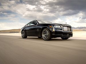 Preview wallpaper rolls-royce, wraith, movement, side view