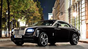 Preview wallpaper rolls-royce wraith, rolls-royce, wraith, side view, black, glitter