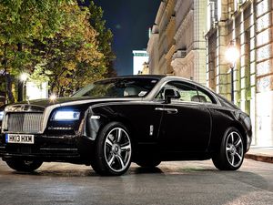 Preview wallpaper rolls-royce wraith, rolls-royce, wraith, side view, black, glitter