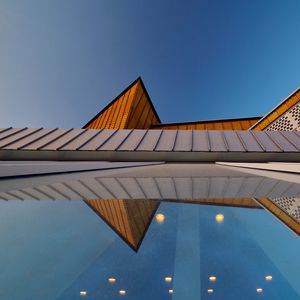 Preview wallpaper roof, building, architecture, water, reflection