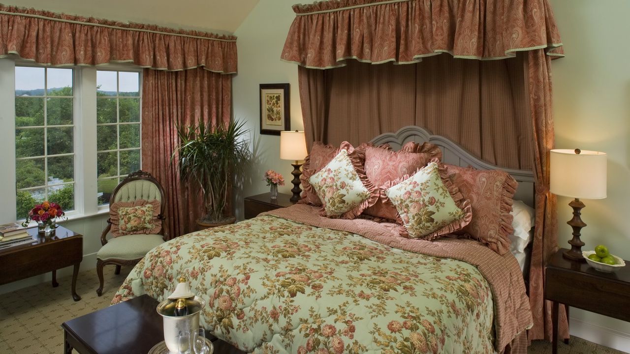 Wallpaper room, bed, style