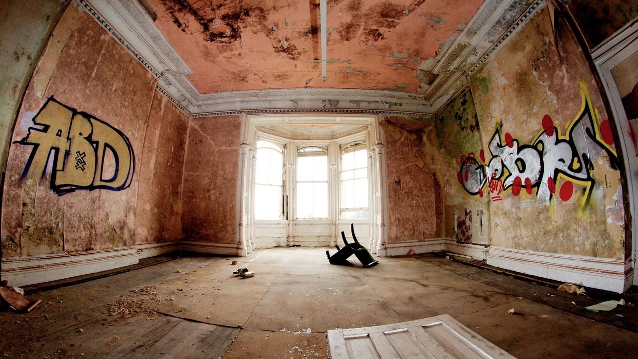 Wallpaper room, chair, graffiti, wall