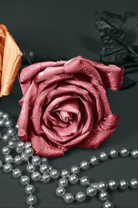 Preview wallpaper rose, beads, decoration