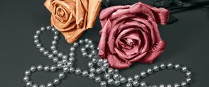Preview wallpaper rose, beads, decoration