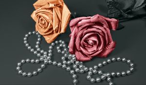 Preview wallpaper rose, beads, decoration