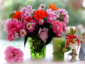 Preview wallpaper rose, chrysanthemum, lantana, flowers, bouquets, candles, figurines, angels