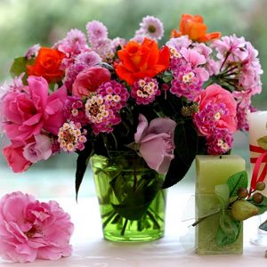 Preview wallpaper rose, chrysanthemum, lantana, flowers, bouquets, candles, figurines, angels