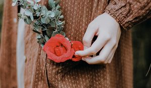 Preview wallpaper rose, flower, hand, touch