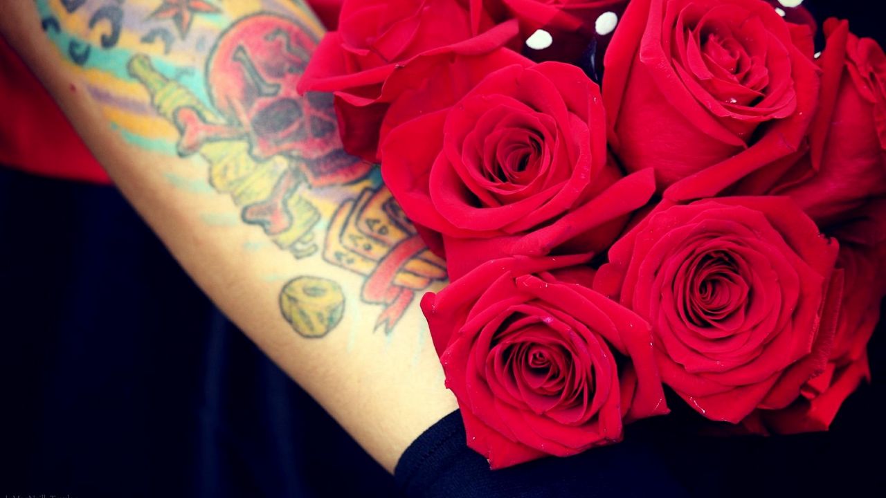 Wallpaper rose, flowers, bouquet, bright, hand, tattoo