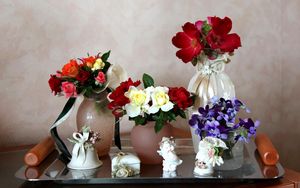 Preview wallpaper rose, violets, flowers, vases, trays, porcelain