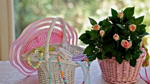 Preview wallpaper roses, baskets, hats, beads, ribbons