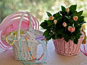 Preview wallpaper roses, baskets, hats, beads, ribbons