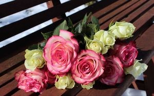 Preview wallpaper roses, bouquet, bench, buds