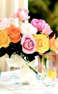 Preview wallpaper roses, bouquet, bow, table, glasses