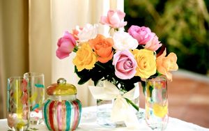 Preview wallpaper roses, bouquet, bow, table, glasses