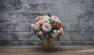 Preview wallpaper roses, bouquet, flowers, vase