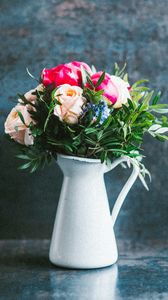 Preview wallpaper roses, bouquet, flowers, vase, surface