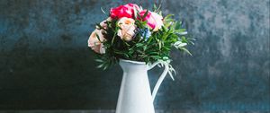 Preview wallpaper roses, bouquet, flowers, vase, surface