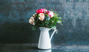 Preview wallpaper roses, bouquet, flowers, vase, surface