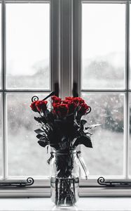 Preview wallpaper roses, bouquet, vase, window