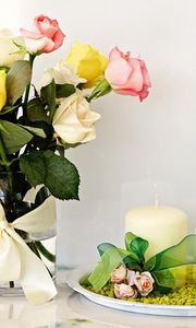 Preview wallpaper roses, bouquet, vase, candle, composition