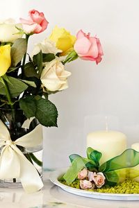 Preview wallpaper roses, bouquet, vase, candle, composition