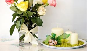 Preview wallpaper roses, bouquet, vase, candle, composition