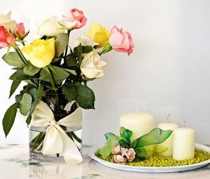 Preview wallpaper roses, bouquet, vase, candle, composition