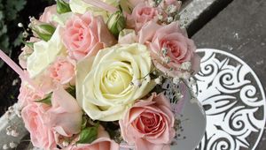 Preview wallpaper roses, bouquets, pot, tape, height